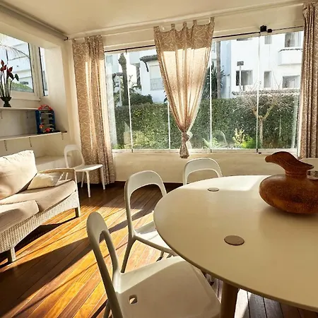 Costalita Beachside Two Bedroom * Estepona