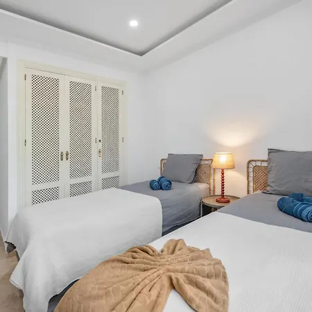 Apartman Costalita Beachside Two Bedroom *