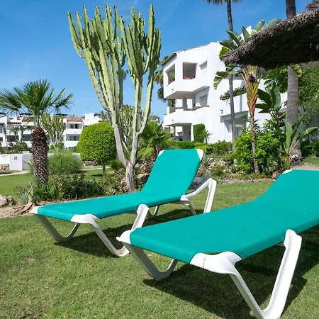 Costalita Beachside Two Bedroom Apartman *