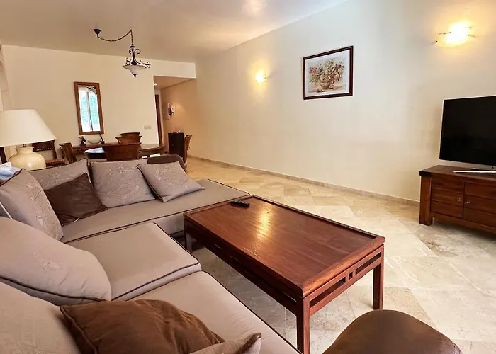 Costalita Beachside Two Bedroom * Estepona